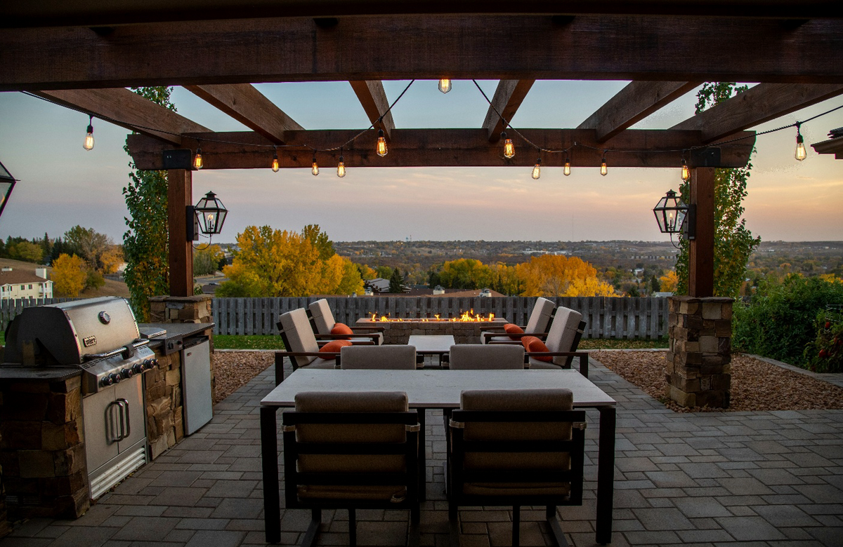 When Does Mosquito & Tick Season Start on Long Island? What Families in Nassau & Suffolk Should Know