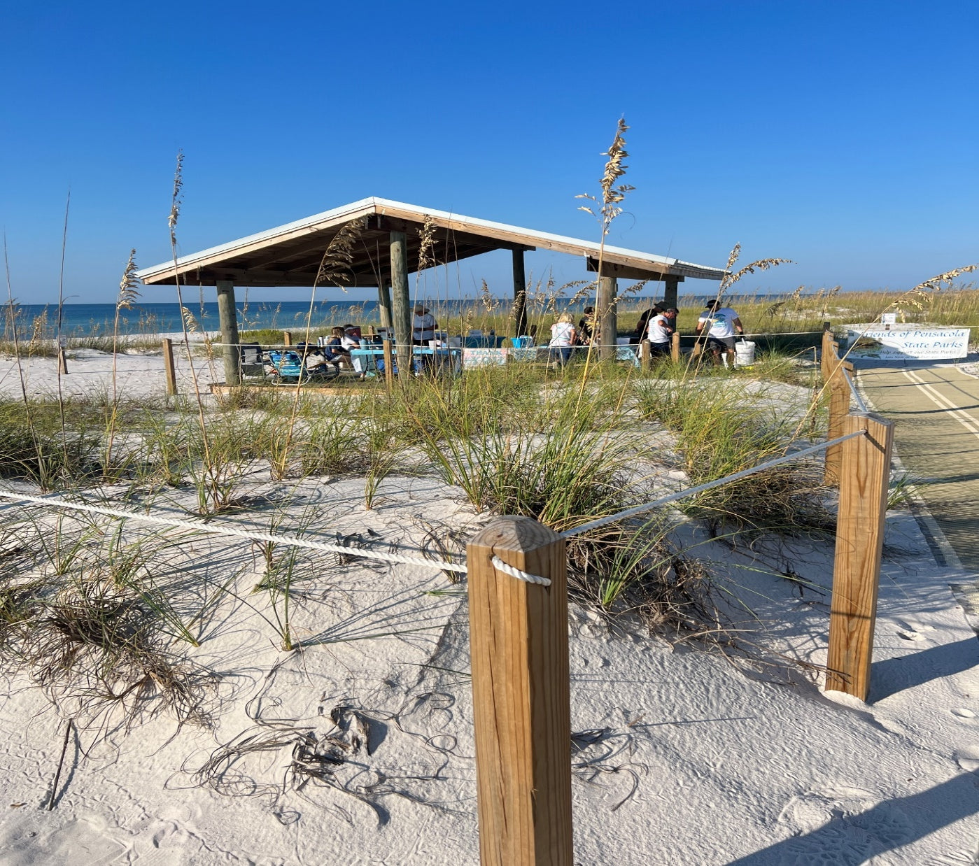 Pensacola Franchise Joins in Community Volunteer Cleanup Efforts in Perdido Key
