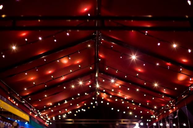 Outdoor Living Space: Lighting for All Seasons